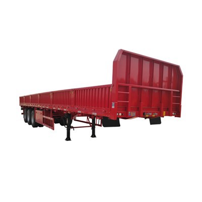 Přívěs s bočními stěnami